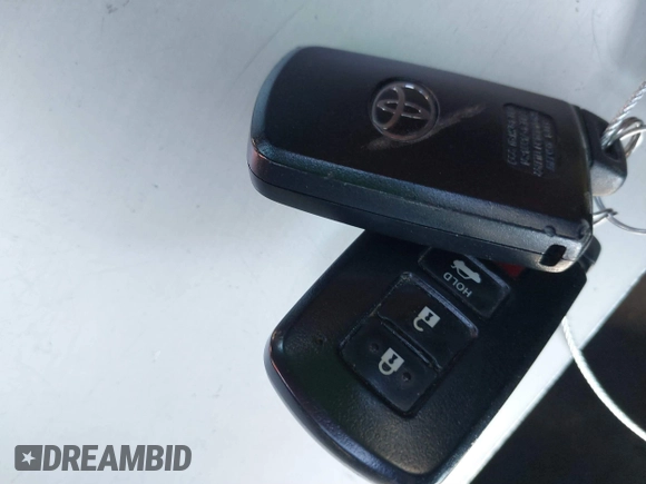 2019 Toyota Corolla L z VIN 5YFBURHE7KP857880, wystawiony jako IAAI lot #41850987 z przebiegiem 117 823 mil mil oraz . Historia ofert i sprzedaży dostępna na DreamBid. Obrazek 11.