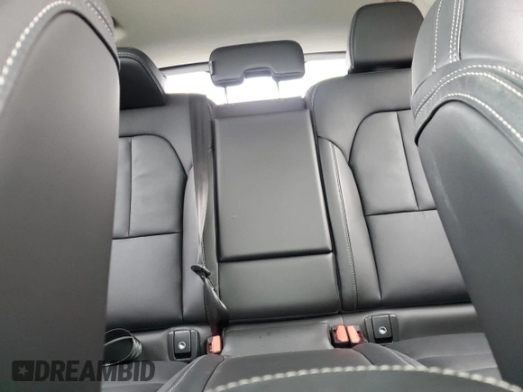2023 Volvo XC40 Plus Dark Theme с VIN YV4L12UW2P2083723, выставлен на аукционе Copart как лот 44937995 с пробегом 8 488 миль миль и Списание • Salvage title. История ставок и продаж доступна на DreamBid. Изображение 10.