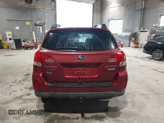 2013 Subaru Outback Premium with VIN 4S4BRBCC7D3319637, listed as a IAAI auction lot 42180996 with 186,705 mi miles and . Bid and sale history available at carsss.com. Image 16.