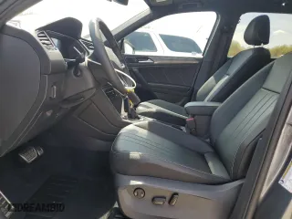 2024 Volkswagen Tiguan SE R-Line Black with VIN 3VV8B7AX3RM112370, listed as a Copart auction lot 54293335 with 3,330 mi miles and Salvage Title. Bid and sale history available at carsss.com. Image 7.