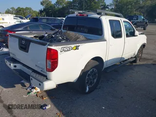 2017 Nissan Frontier Pro-4X z VIN 1N6DD0EV8HN713900, wystawiony jako IAAI lot #42211950 z przebiegiem 85 085 mil mil oraz . Historia ofert i sprzedaży dostępna na DreamBid. Obrazek 4.