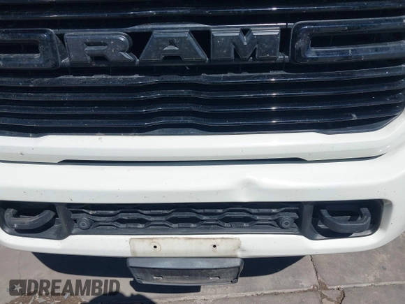 2019 Ram 2500 Laramie with VIN 3C6UR5FJ0KG684641, listed as a IAAI auction lot 41847895 with 127,668 mi miles. Bid and sale history available at carsss.com. Image 19.
