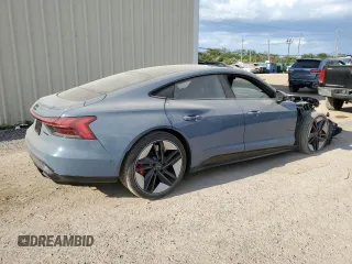 2022 Audi RS e-tron GT z VIN WAUAHBFWXN7900677, wystawiony jako Copart lot #72972794 z przebiegiem 10 839 mil mil oraz Szkody całkowita. Historia ofert i sprzedaży dostępna na DreamBid. Obrazek 3.