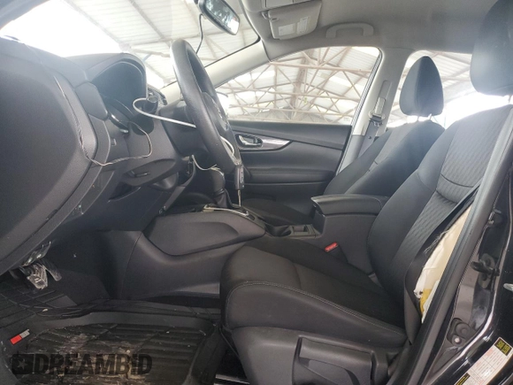 2017 Nissan Rogue S z VIN KNMAT2MT7HP613313, wystawiony jako Copart lot #58286785 z przebiegiem 162 829 mil mil oraz Szkoda całkowita • Salvage title. Historia ofert i sprzedaży dostępna na DreamBid. Obrazek 7.