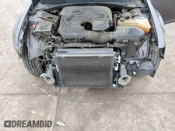 2018 Chrysler 300 with VIN 2C3CCAGG7JH267831, listed as a Copart auction lot 43916635 with 106,421 mi miles and Salvage Title. Bid and sale history available at carsss.com. Image 11.