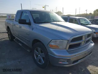 2009 Dodge Ram 1500 SLT with VIN 1D3HB18P69S767526, listed as a IAAI auction lot 41812540 with 271,136 mi miles. Bid and sale history available at carsss.com. Image 1.