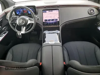 2023 Mercedes-Benz EQE 350 z VIN 4JGGM1CB2PA031238, wystawiony jako Copart lot #37163414 z przebiegiem 412 mil mil oraz . Historia ofert i sprzedaży dostępna na DreamBid. Obrazek 8.