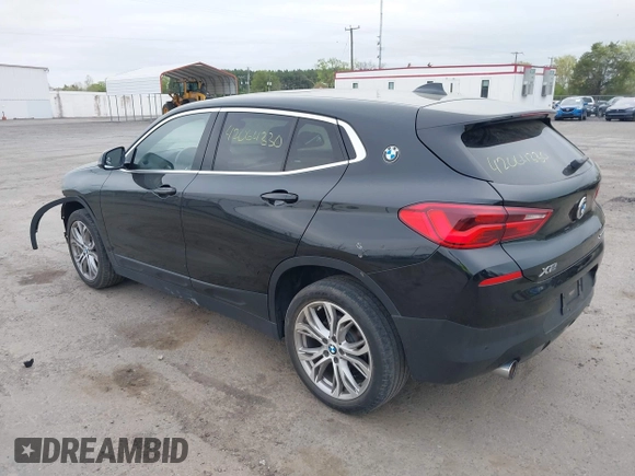 2018 BMW X2 xDrive28i with VIN WBXYJ5C34JEF72637, listed as a IAAI auction lot 42064330 with 96,725 mi miles. Bid and sale history available at carsss.com. Image 3.