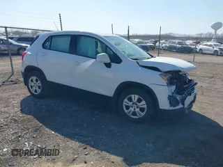 2015 Chevrolet Trax LS with VIN KL7CJKSB7FB069640, listed as a IAAI auction lot 41795991 with 153,789 mi miles. Bid and sale history available at carsss.com. Image 1.