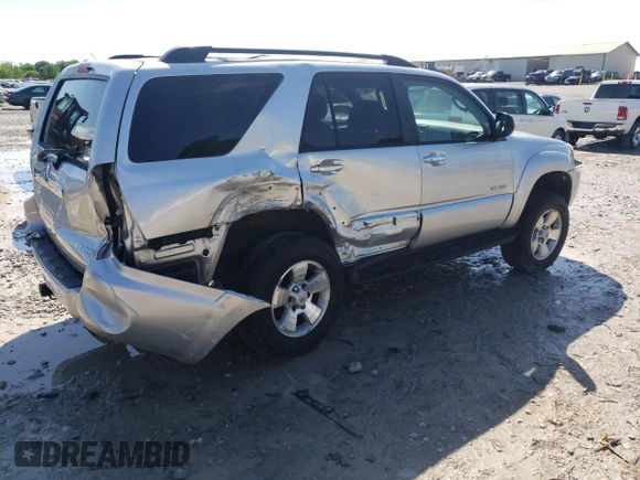 2006 Toyota 4Runner SR5 z VIN JTEBU14R560082176, wystawiony jako Copart lot #56339665 z przebiegiem 235 666 mil mil oraz Szkoda całkowita • Salvage title. Historia ofert i sprzedaży dostępna na DreamBid. Obrazek 3.
