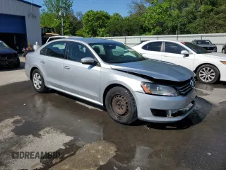 2015 Volkswagen Passat Limited Edition Edition z VIN 1VWAT7A32FC044082, wystawiony jako Copart lot #57514255 z przebiegiem 399 548 mil mil oraz Szkoda całkowita • Salvage title. Historia ofert i sprzedaży dostępna na DreamBid. Obrazek 4.