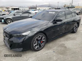 2024 BMW i5 M60 z VIN WBY43FK03RCP92888, wystawiony jako Copart lot #76619994 z przebiegiem 10 829 mil mil oraz Szkody całkowita. Historia ofert i sprzedaży dostępna na DreamBid. Obrazek 1.