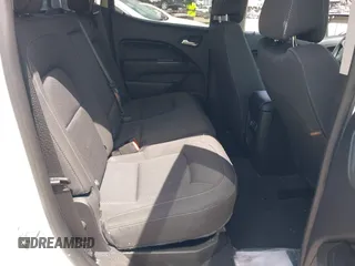 2021 Chevrolet Colorado 2WD LT z VIN 1GCGSCEN8M1159895, wystawiony jako IAAI lot #41946032 z przebiegiem 31 499 mil mil oraz . Historia ofert i sprzedaży dostępna na DreamBid. Obrazek 8.