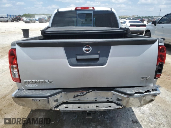 2016 Nissan Frontier SV z VIN 1N6AD0ER5GN764047, wystawiony jako Copart lot #57526995 z przebiegiem 152 487 mil mil oraz Szkody całkowita. Historia ofert i sprzedaży dostępna na DreamBid. Obrazek 6.