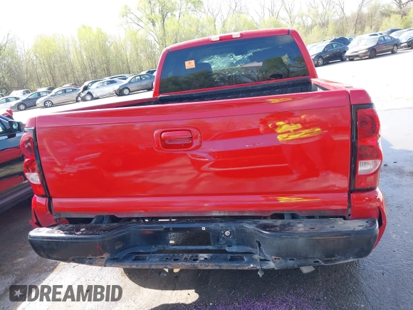 2006 Chevrolet Silverado SS z VIN 2GCEC19N161171970, wystawiony jako IAAI lot #41987549 z przebiegiem 229 928 mil mil oraz . Historia ofert i sprzedaży dostępna na DreamBid. Obrazek 17.
