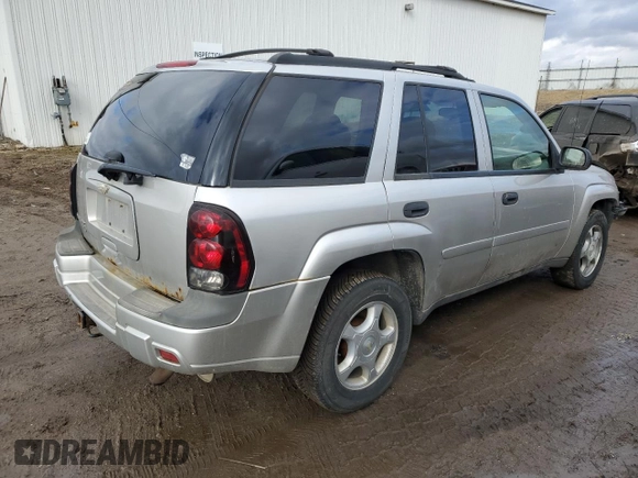 2007 Chevrolet TrailBlazer LS with VIN 1GNDT13S772221905, listed as a Copart auction lot 47778175 with 189,854 mi miles and Clean Title. Bid and sale history available at DreamBid. Image 3.