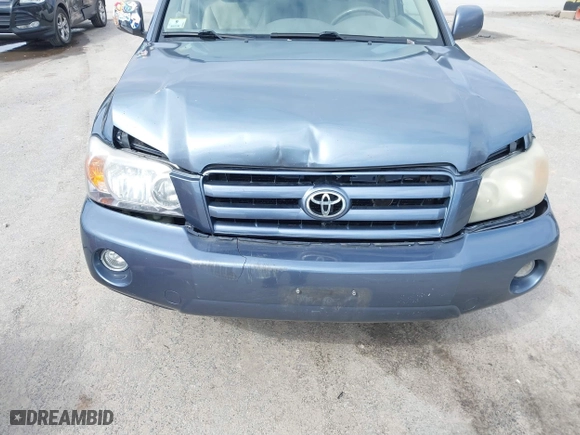 2006 Toyota Highlander w/3rd Row with VIN JTEEP21A160163829, listed as a IAAI auction lot 41889666 with 212,744 mi miles. Bid and sale history available at carsss.com. Image 6.
