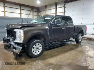 2024 Ford Super Duty F-250 SRW XL with VIN 1FT7W2BN9REE29624, listed as a Copart auction lot 51914385 with 21,560 mi miles and Clean Title. Bid and sale history available at carsss.com. Image 1.