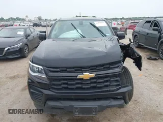 2021 Chevrolet Colorado 2WD Work Truck z VIN 1GCGSBEN5M1293788, wystawiony jako IAAI lot #42072335 z przebiegiem 66 806 mil mil oraz . Historia ofert i sprzedaży dostępna na DreamBid. Obrazek 12.