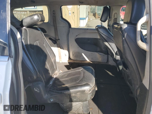 2017 Chrysler Pacifica Limited with VIN 2C4RC1GGXHR837881, listed as a Copart auction lot 43140345 with 296,374 mi miles and Salvage Title. Bid and sale history available at DreamBid. Image 11.
