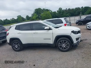 2019 Jeep Compass Latitude с VIN 3C4NJCBBXKT699338, выставлен на аукционе IAAI как лот 42257672 с пробегом 102 970 миль миль и . История ставок и продаж доступна на DreamBid. Изображение 14.