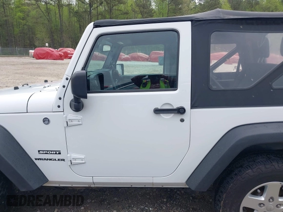 2015 Jeep Wrangler Sport with VIN 1C4AJWAG5FL757161, listed as a IAAI auction lot 41932705 with 172,519 mi miles and . Bid and sale history available at DreamBid. Image 15.