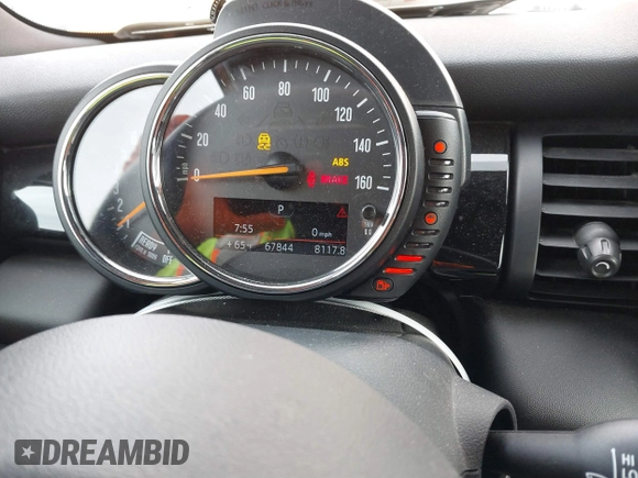 2016 MINI Hardtop 4 Door z VIN WMWXU1C56G2D10006, wystawiony jako IAAI lot #41752731 z przebiegiem 67 844 mil mil oraz . Historia ofert i sprzedaży dostępna na DreamBid. Obrazek 7.