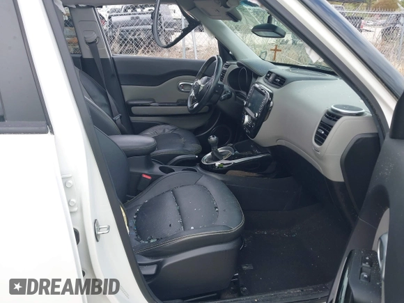 2016 Kia Soul + with VIN KNDJP3A59G7370859, listed as a IAAI auction lot 41941040 with 1 mi miles. Bid and sale history available at carsss.com. Image 5.