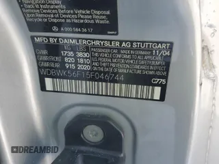2005 Mercedes-Benz SLK 230/320 z VIN WDBWK56F15F046744, wystawiony jako Copart lot #44505245 z przebiegiem Nie podano mil oraz Szkoda całkowita • Salvage title. Historia ofert i sprzedaży dostępna na DreamBid. Obrazek 12.