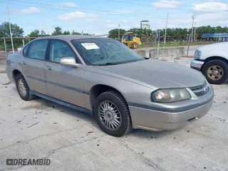2002 Chevrolet Impala with VIN 2G1WF55K929224966, listed as a IAAI auction lot 41989267 with 121,010 mi miles. Bid and sale history available at carsss.com. Image 1.