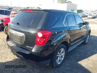 2013 Chevrolet Equinox LS z VIN 2GNALBEK6D6357771, wystawiony jako IAAI lot #41869481 z przebiegiem 186 134 mil mil oraz . Historia ofert i sprzedaży dostępna na DreamBid. Obrazek 4.