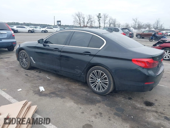 2019 BMW 5 Series 530i xDrive with VIN WBAJA7C51KWW26798, listed as a IAAI auction lot 41320980 with 65,865 mi miles. Bid and sale history available at carsss.com. Image 3.