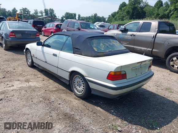 1995 BMW 3 Series с VIN WBABJ5320SJC83061, выставлен на аукционе IAAI как лот 42622969 с пробегом 221 495 миль миль и . История ставок и продаж доступна на DreamBid. Изображение 3.
