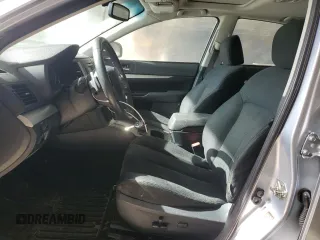 2014 Subaru Legacy Premium z VIN 4S3BMCD6XE3014930, wystawiony jako Copart lot #49298425 z przebiegiem 122 369 mil mil oraz Szkody całkowita. Historia ofert i sprzedaży dostępna na DreamBid. Obrazek 7.
