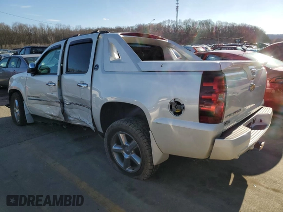 2013 Chevrolet Avalanche LTZ with VIN 3GNTKGE75DG376417, listed as a Copart auction lot 42682264 with 69,587 mi miles and Salvage title. Bid and sale history available at DreamBid. Image 2.
