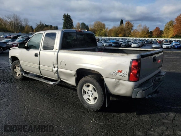 2005 Chevrolet Silverado 1500 Z71 z VIN 1GCEK19B65E242246, wystawiony jako Copart lot #80337234 z przebiegiem 320 619 mil mil oraz Szkoda całkowita • Salvage title. Historia ofert i sprzedaży dostępna na DreamBid. Obrazek 2.