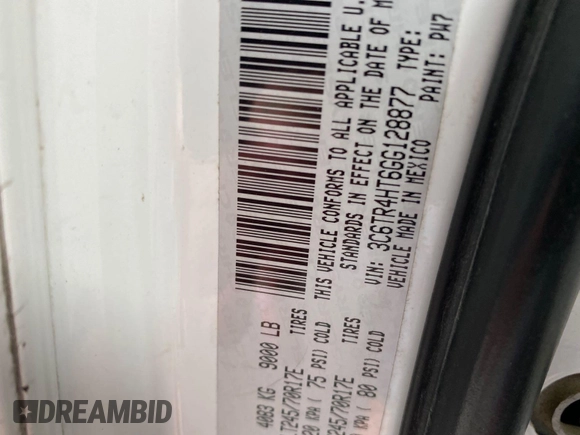 2015 Ram 2500 SLT with VIN 3C6UR5ML4FG582155, listed as a IAAI auction lot 42730160 with 280,655 mi miles and . Bid and sale history available at DreamBid. Image 11.
