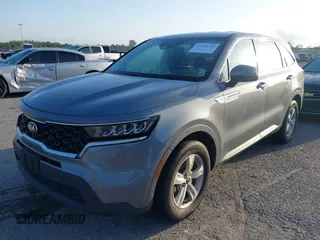 2021 Kia Sorento LX with VIN 5XYRG4LC3MG032683, listed as a IAAI auction lot 42233724 with 110,566 mi miles and . Bid and sale history available at DreamBid. Image 2.