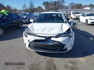 2024 Toyota Corolla Hybrid LE с VIN JTDBCMFE8R3039487, выставлен на аукционе IAAI как лот 41395567 с пробегом 16 915 миль миль и . История ставок и продаж доступна на DreamBid. Изображение 12.