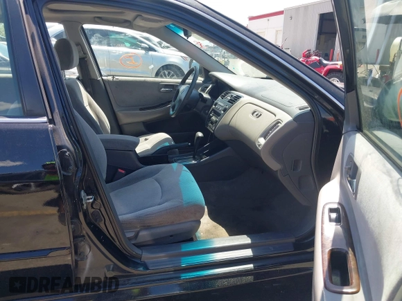 2002 Honda Accord SE with VIN JHMCG56732C029843, listed as a IAAI auction lot 42344772 with 234,242 mi miles and . Bid and sale history available at DreamBid. Image 5.