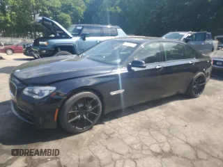 2014 BMW 7 Series ALPINA B7 z VIN WBAYE8C5XED780502, wystawiony jako Copart lot #57492125 z przebiegiem 118 978 mil mil oraz Tytuł czysty. Historia ofert i sprzedaży dostępna na DreamBid. Obrazek 1.