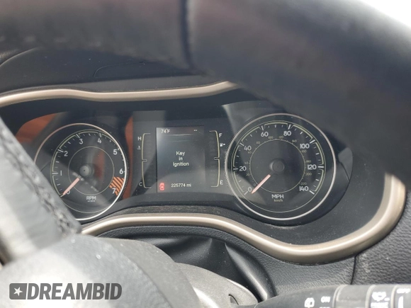 2014 Jeep Cherokee Altitude with VIN 1C4PJMCB6EW273268, listed as a Copart auction lot 53517545 with 225,774 mi miles and Salvage Title. Bid and sale history available at DreamBid. Image 9.