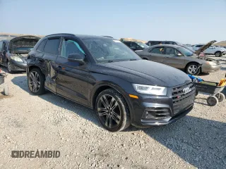 2020 Audi SQ5 Premium Plus with VIN WA1B4AFY7L2075541, listed as a Copart auction lot 64993524 with 28,372 mi miles and Salvage Title. Bid and sale history available at DreamBid. Image 4.
