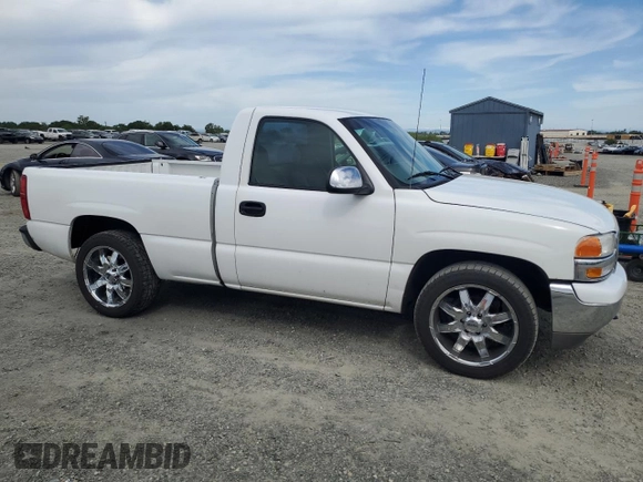 1999 GMC New Sierra 1500 SLE with VIN 1GTEC14T3XZ507987, listed as a Copart auction lot 51455195 with 235,344 mi miles and Salvage Title. Bid and sale history available at carsss.com. Image 4.