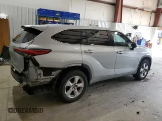 2022 Toyota Highlander L with VIN 5TDCZRAH6NS097981, listed as a Copart auction lot 54447185 with 60,934 mi miles and Salvage title. Bid and sale history available at DreamBid. Image 3.