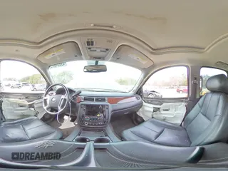 2013 Chevrolet Tahoe LT z VIN 1GNSKBE03DR181613, wystawiony jako Copart lot #49804675 z przebiegiem 227 939 mil mil oraz Szkoda całkowita • Salvage title. Historia ofert i sprzedaży dostępna na DreamBid. Obrazek 14.