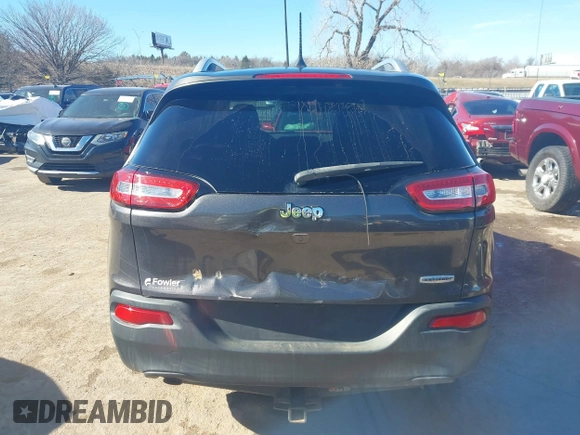 2018 Jeep Cherokee Latitude Plus with VIN 1C4PJLLB8JD597029, listed as a IAAI auction lot 41474803 with 84,435 mi miles. Bid and sale history available at carsss.com. Image 16.