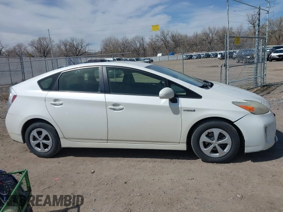 2013 Toyota Prius One with VIN JTDKN3DU4D0354893, listed as a IAAI auction lot 41962932 with 277,085 mi miles. Bid and sale history available at carsss.com. Image 13.