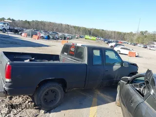 1998 Chevrolet Silverado 1500 with VIN 2GCEC19R6W1166234, listed as a IAAI auction lot 41652190 with 287,103 mi miles and . Bid and sale history available at DreamBid. Image 13.