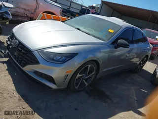 2021 Hyundai Sonata SEL Plus with VIN 5NPEJ4J26MH122851, listed as a IAAI auction lot 41761432 with 57,045 mi miles. Bid and sale history available at carsss.com. Image 16.